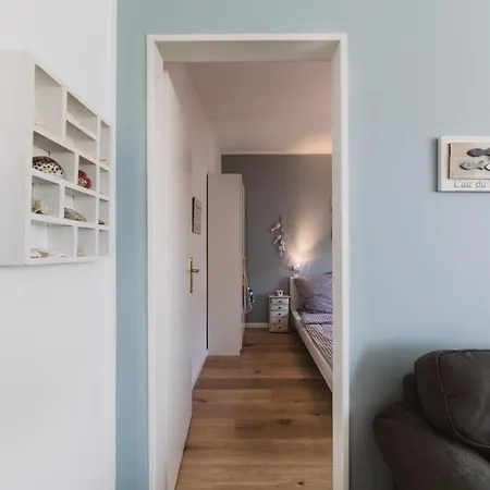 Ferienwohnung Schmuckkastchen 1 *